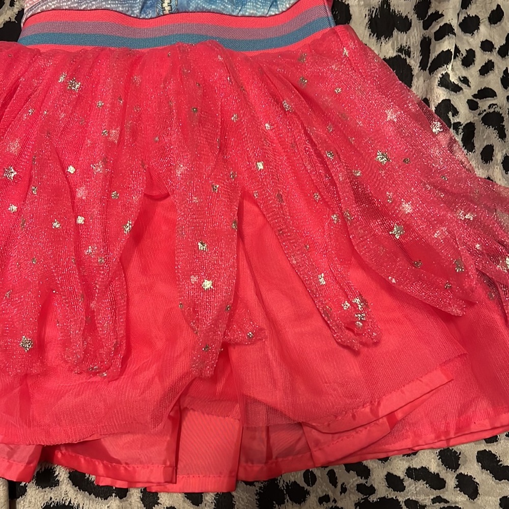 🆑FINAL PRICE‼️JoJo Siwa 4/5T pink dress with a hood with large bow - Picture 2 of 2